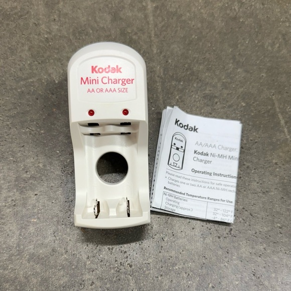 Kodak Vintage Film Camera Lot Advantix F620 T30 1600 Star 110 + Bag & Charger - Picture 3 of 15